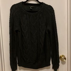 Gorgeous cable knit sweater